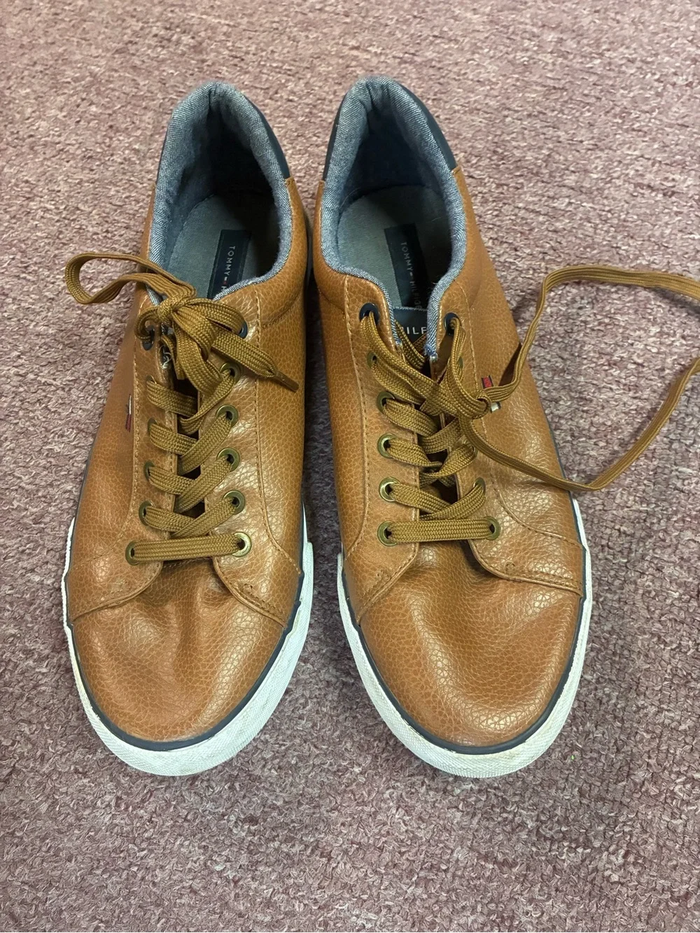 Tommy Hilfiger Men’s Brown Leather Low-Top Sneakers